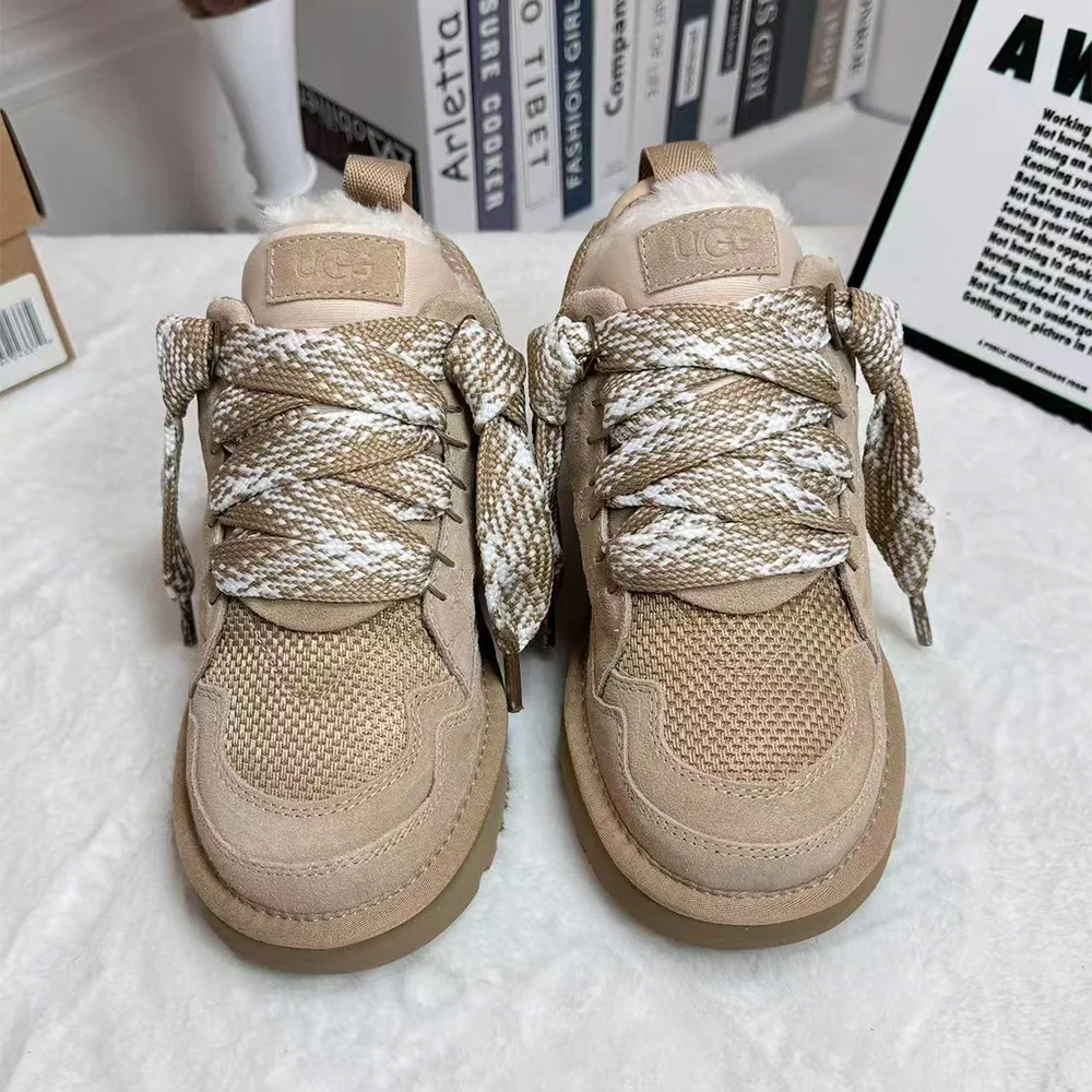 UGG Low-top sneakers