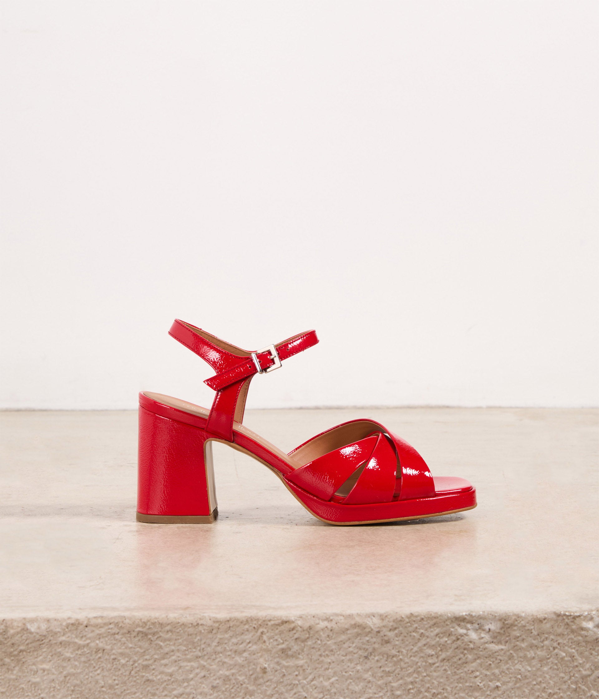 Sandales vernies rouges Lovely