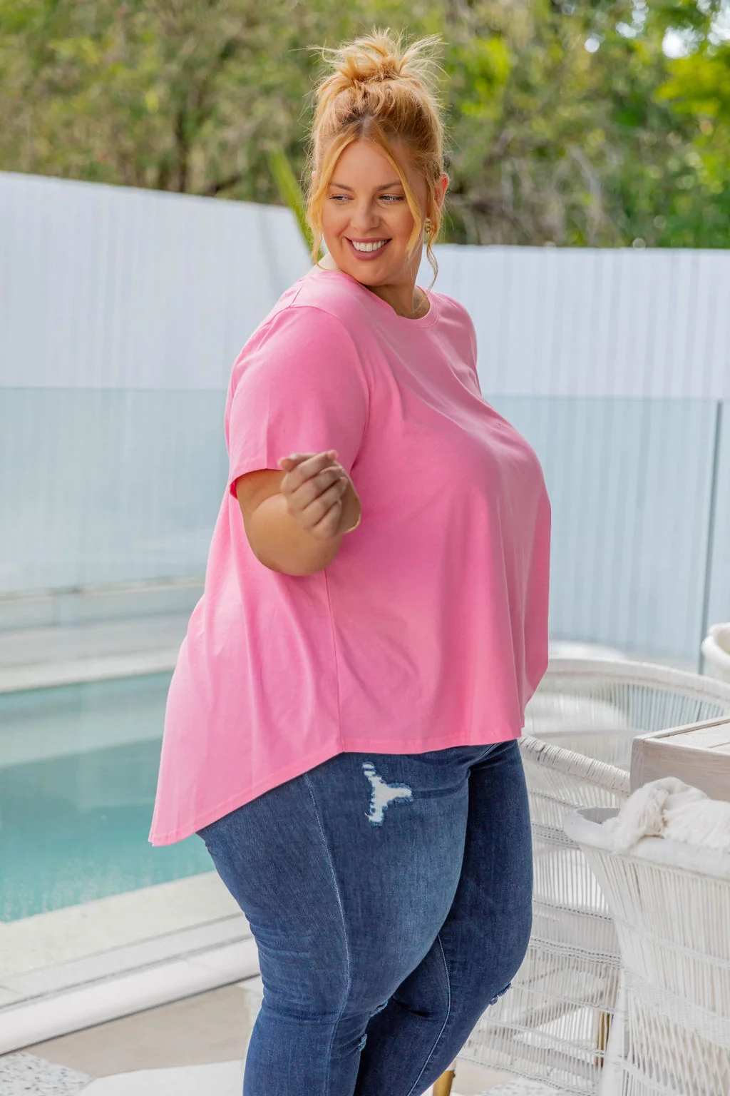 Jayden Tee in Bubblegum