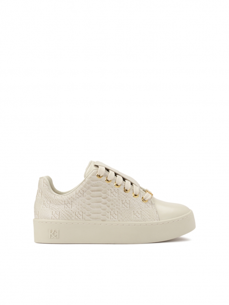 Comfortable leather sneakers with embossed pattern