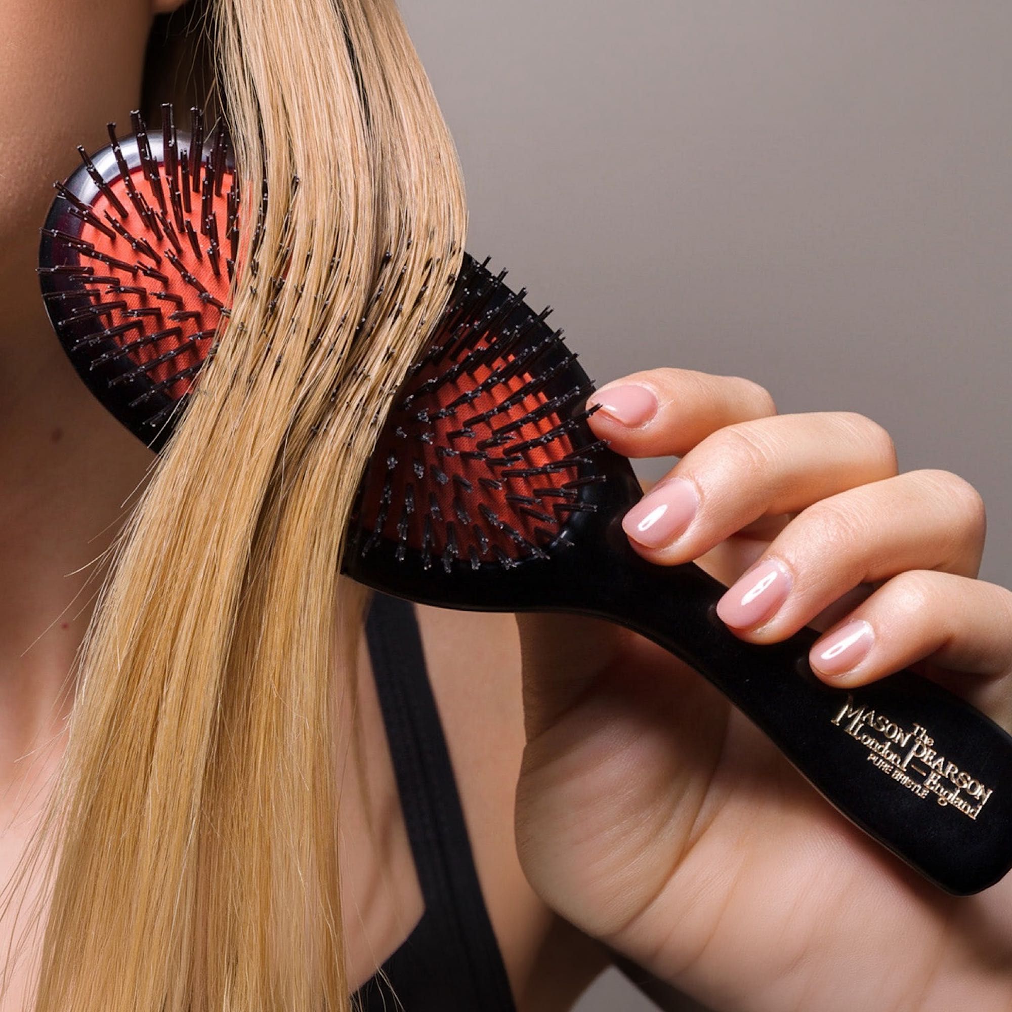 Mason Pearson Popular Bristle 7 Nylon Hair Brush Light Wood