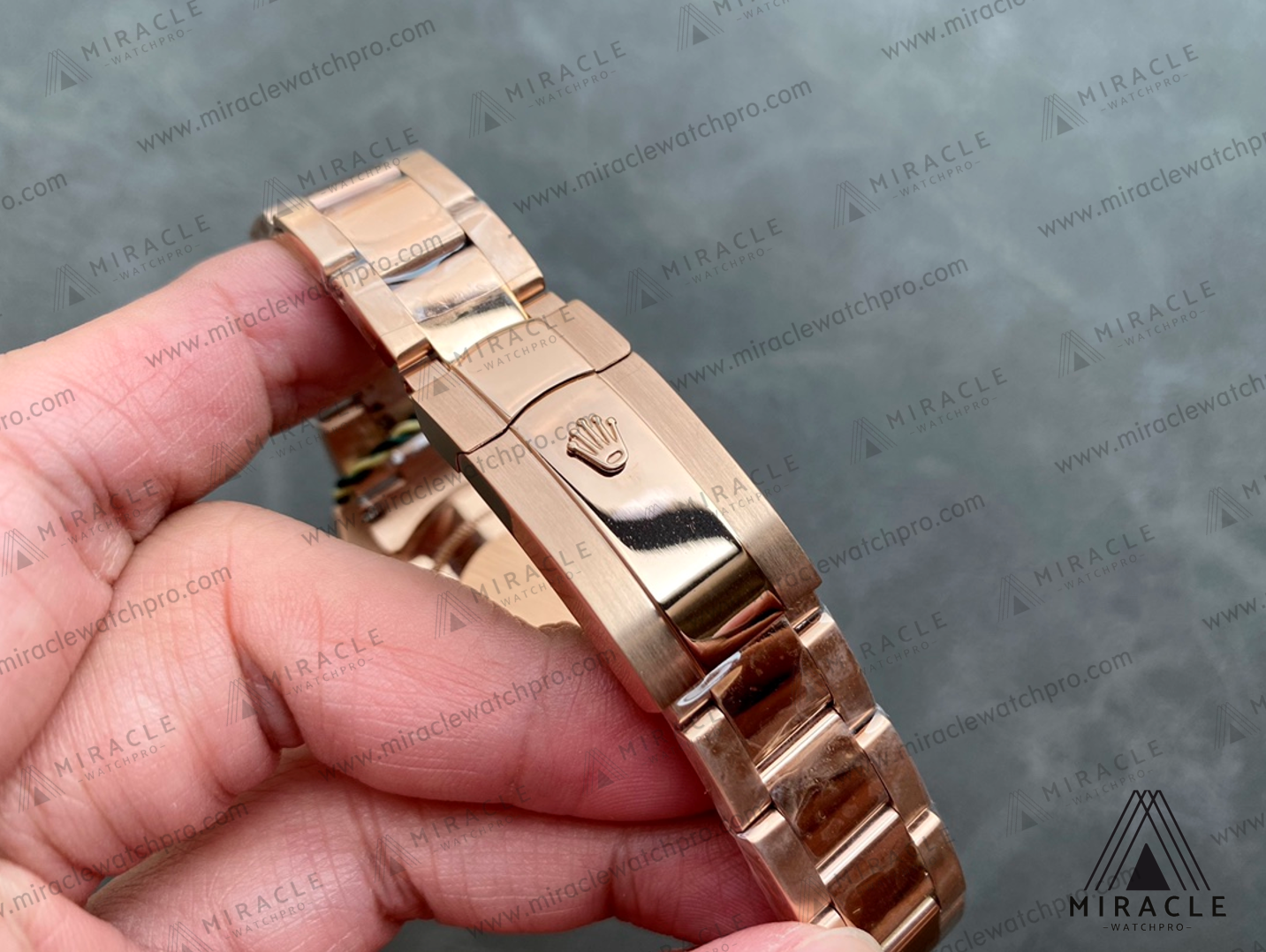 Replica Watch-ROLEX-Sky Dweller-REF.M326935-0005-ELITE CLONE-42MM