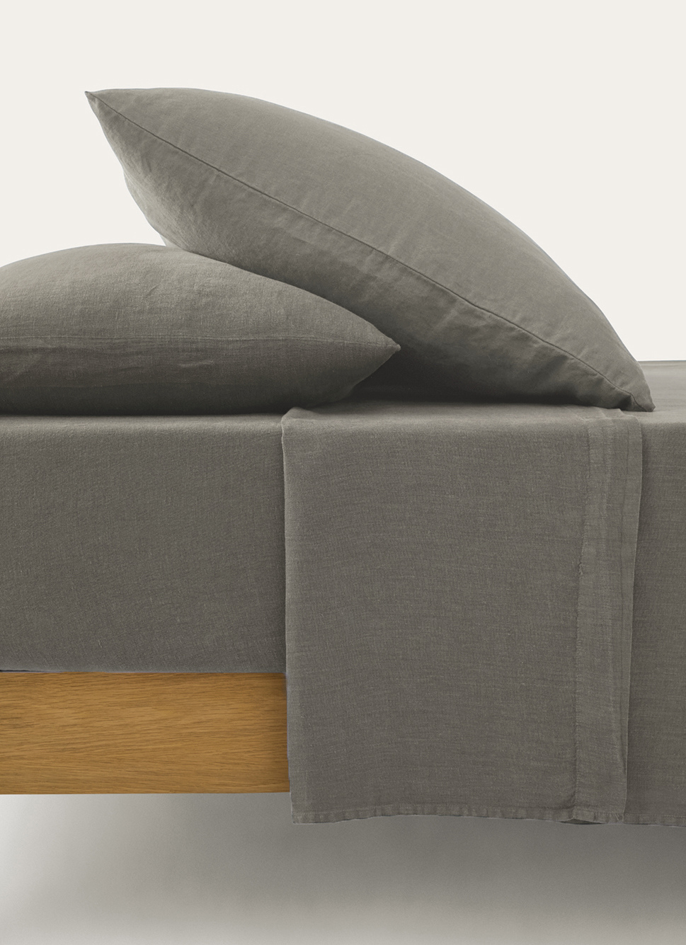 DRAP PLAT UNI EN LIN LAVÉ - 165GR VERT