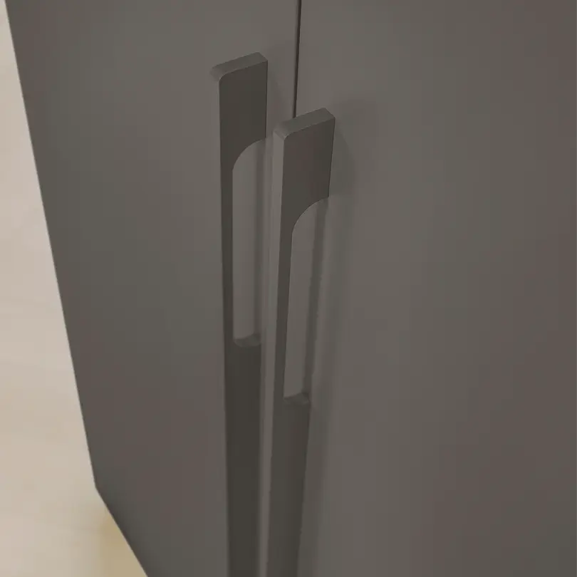 Drehtürenschrank Skat