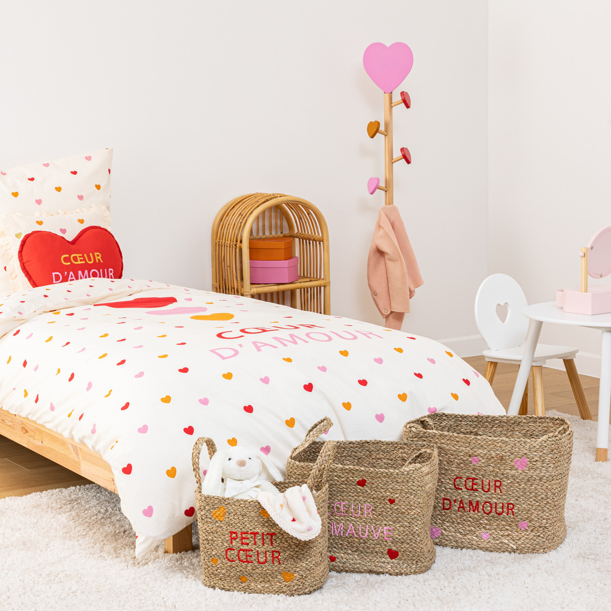 Children's heart coat rack "Solea" Beige, H.135 cm