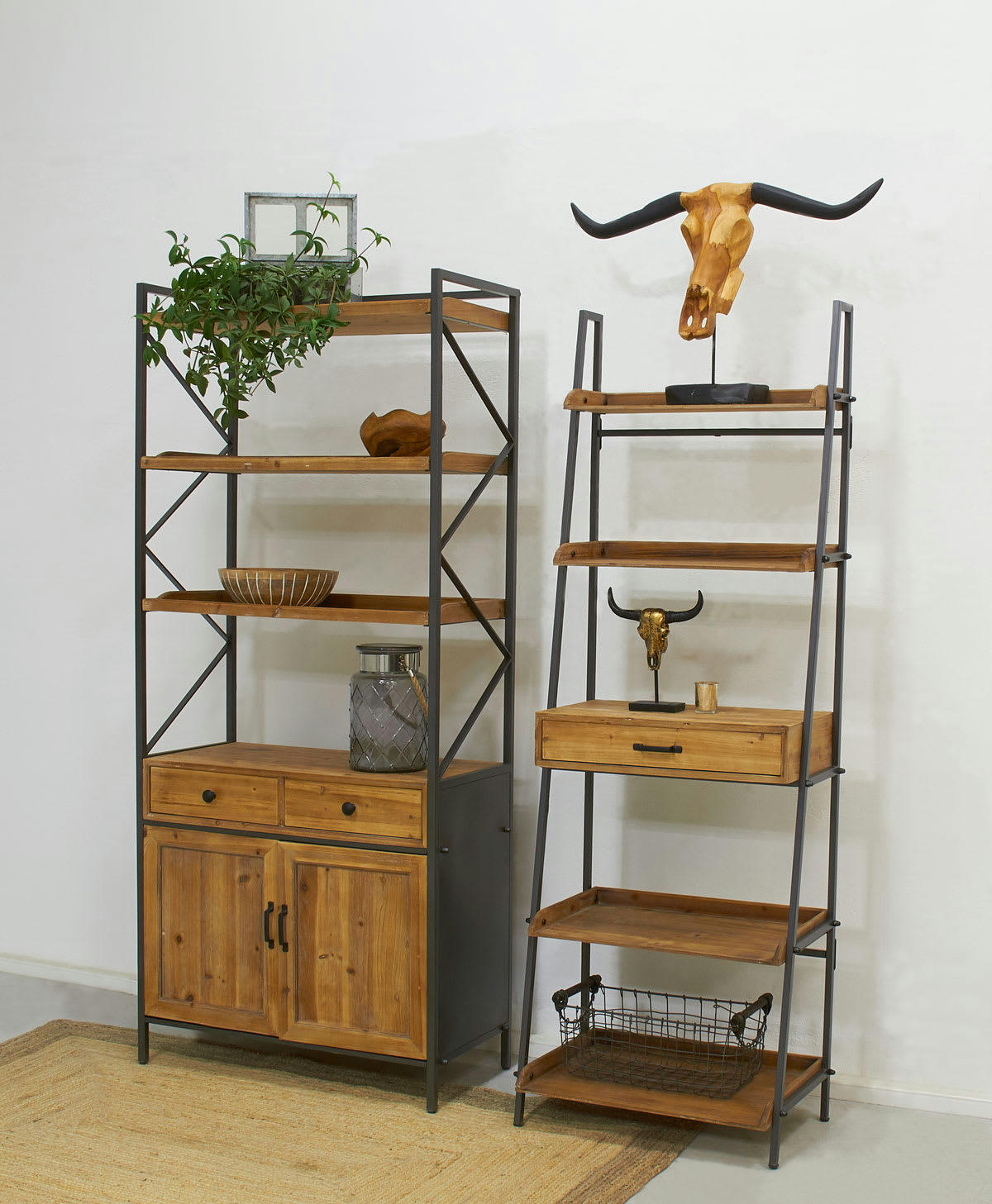 - Etagère en pin et métal 1 tiroir