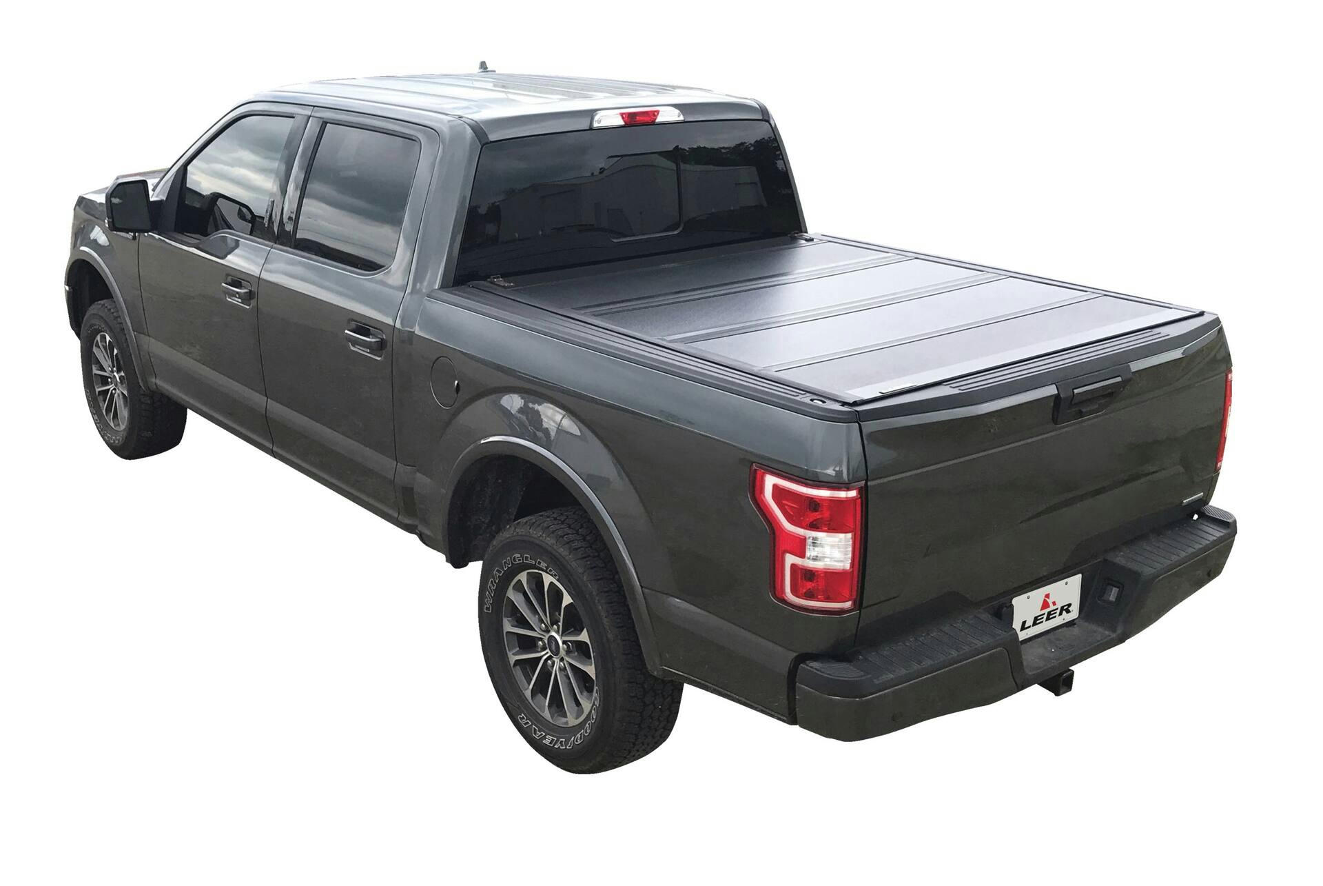 LEER HF650M Flush Folding Tonneau Cover