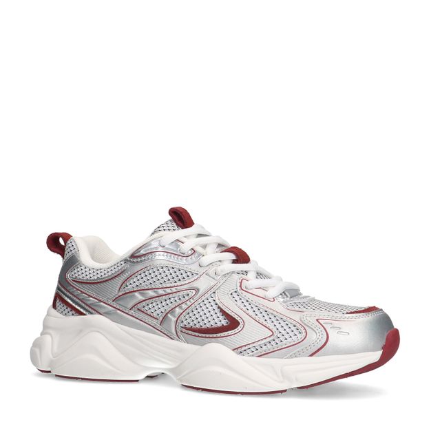 Zilveren metallic sneakers met rode details