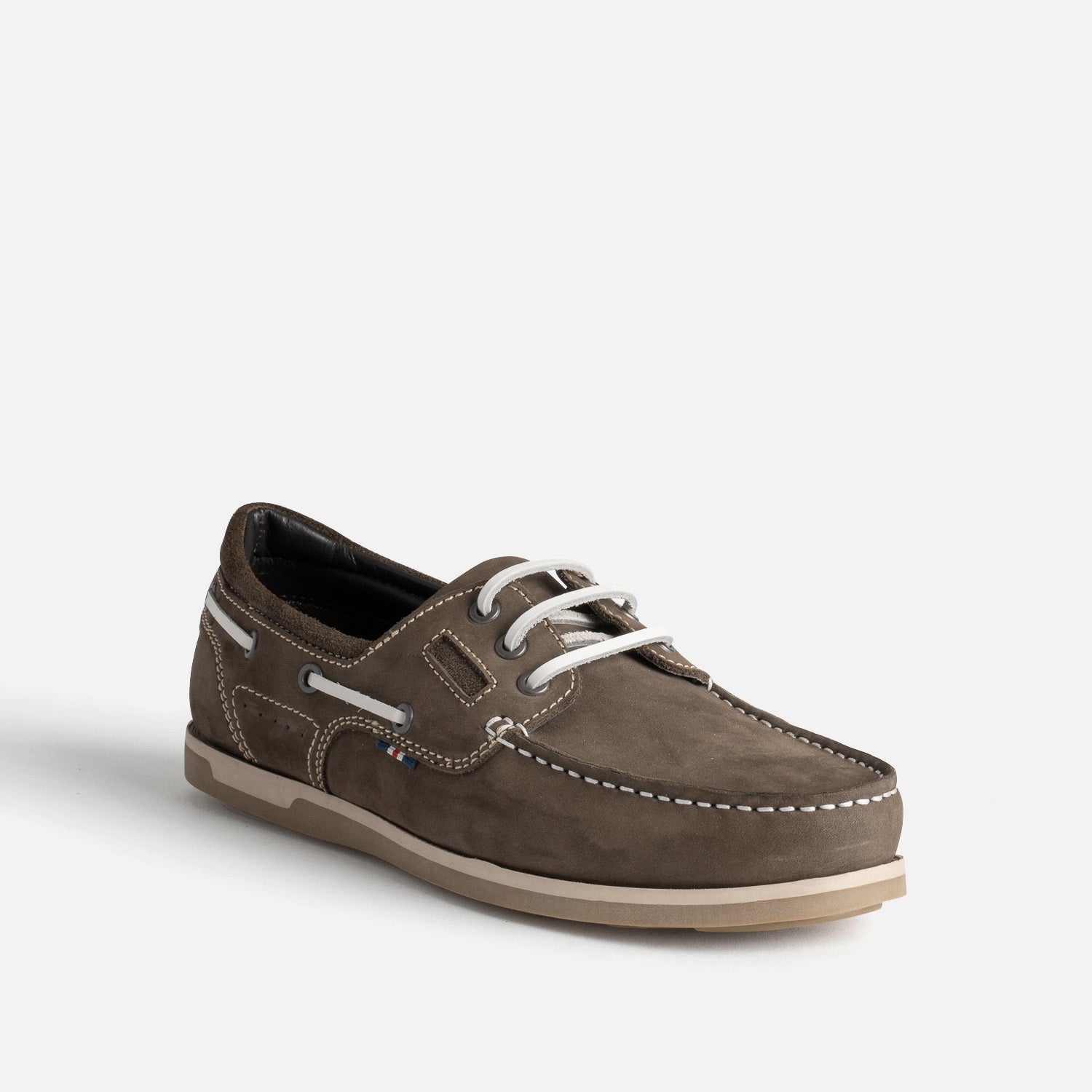 Chaussure-bateau taupe foncé cuir nubuck