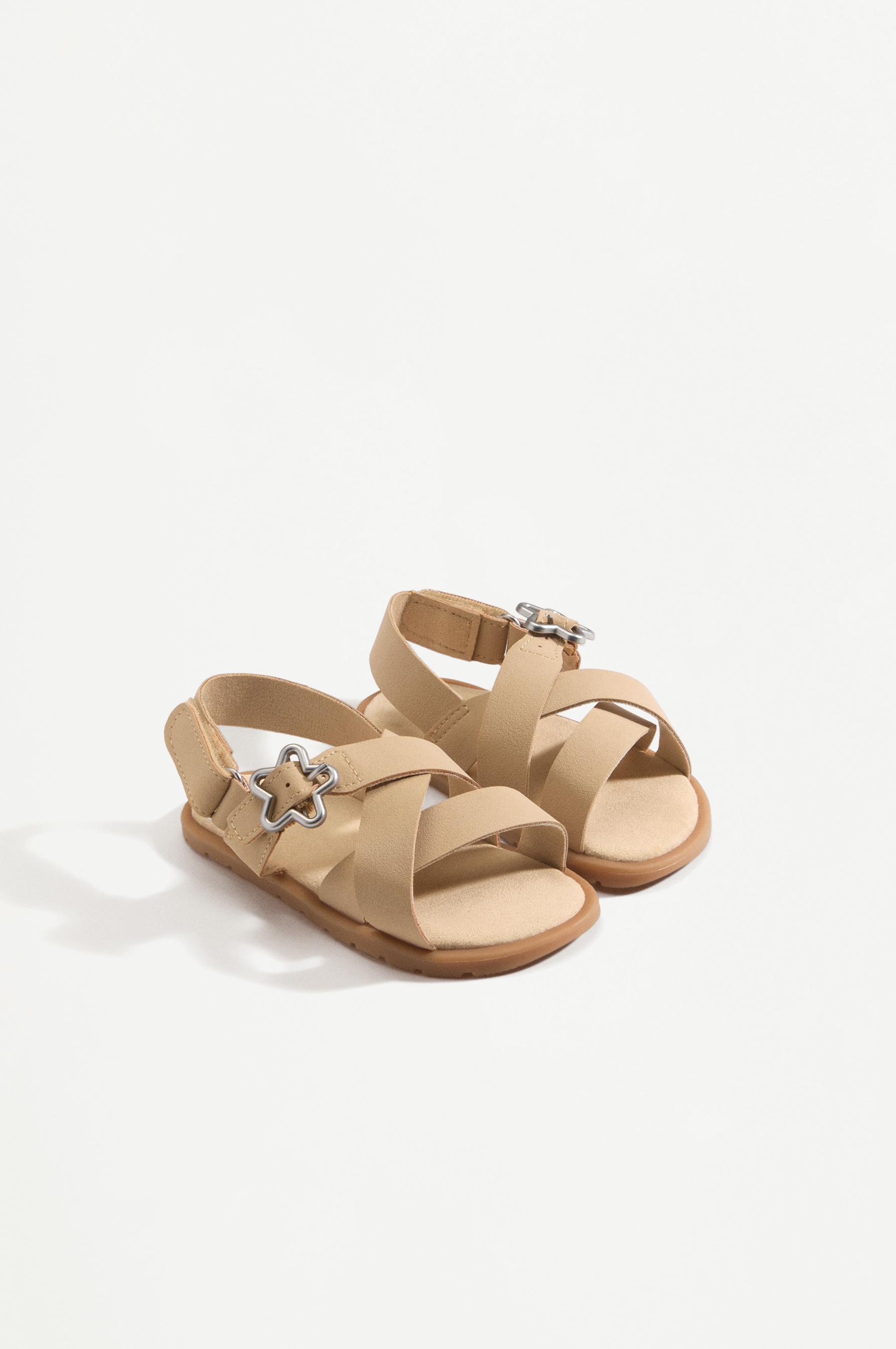 SANDALIA ESTRELLA BAREFOOT