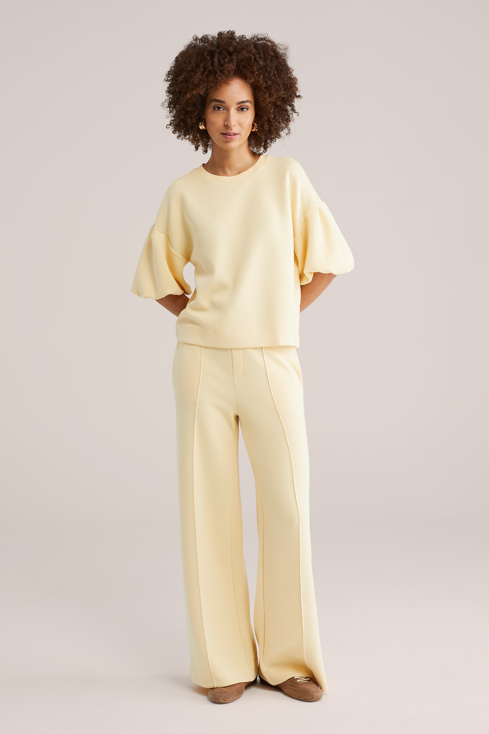 Dames wide leg broek van sweatstof