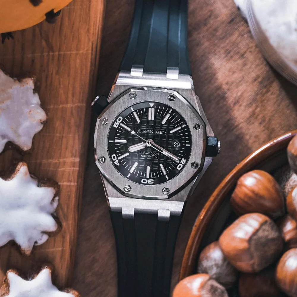 Audemars Piguet – Royal Oak Offshore Diver –  Rubber Strap – Black