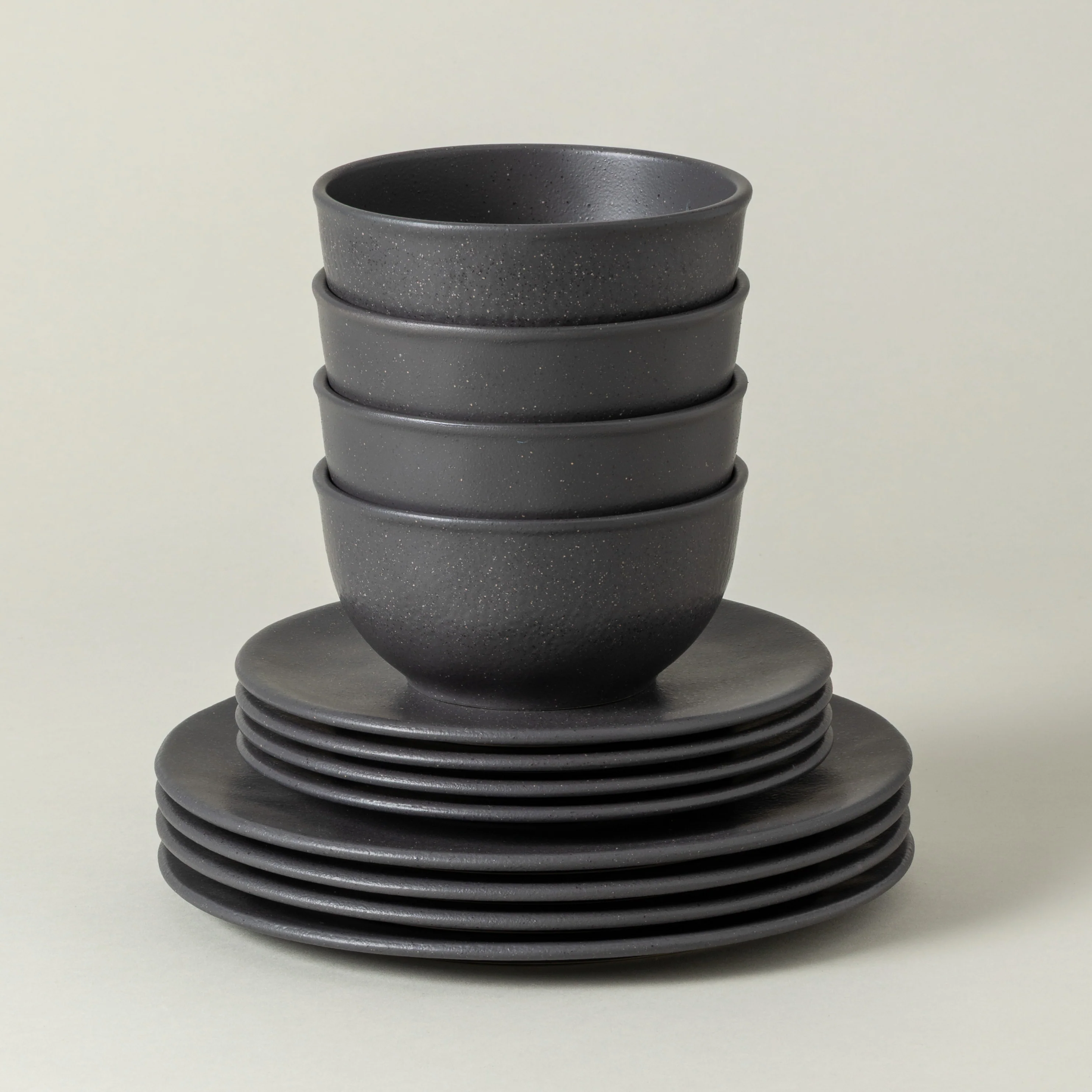 12-Piece Dinnerware Set with Bowl Roda