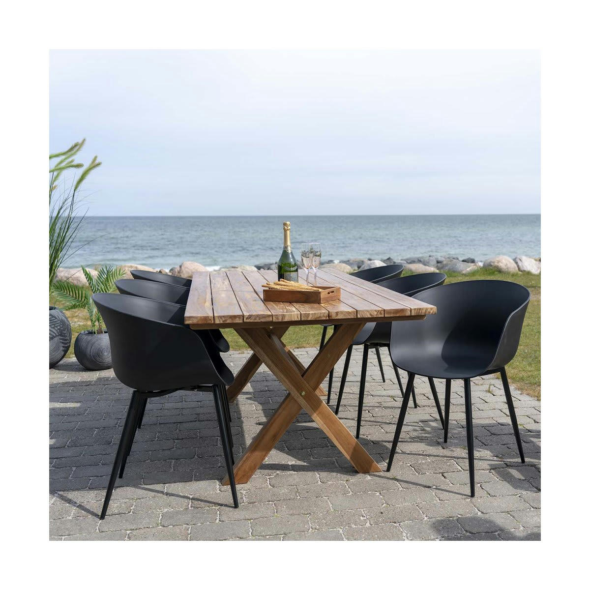 REDA - Chaise moderne intérieure extérieure en plastique noir