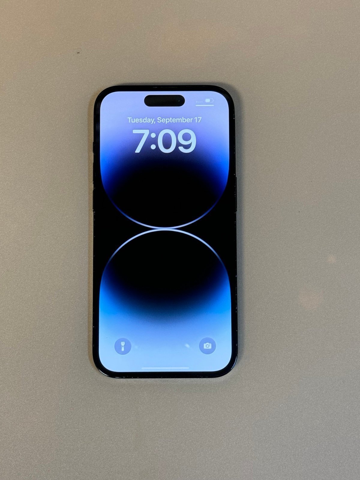 Apple iPhone 14 Pro 128 GB Unlocked In Graphite Black