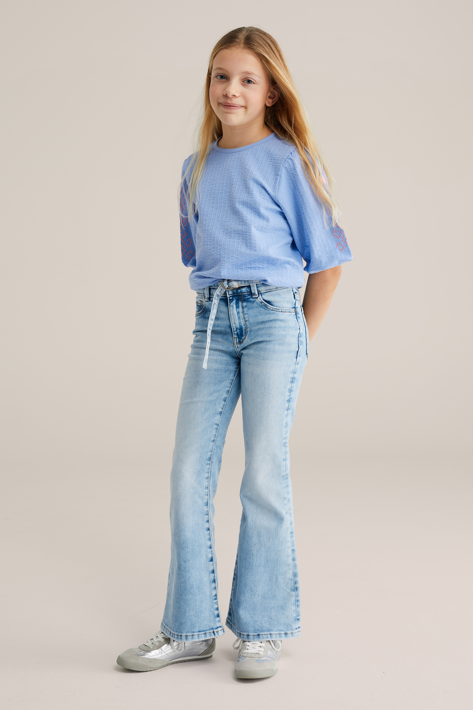 Meisjes seersucker top met embroideries en stretch