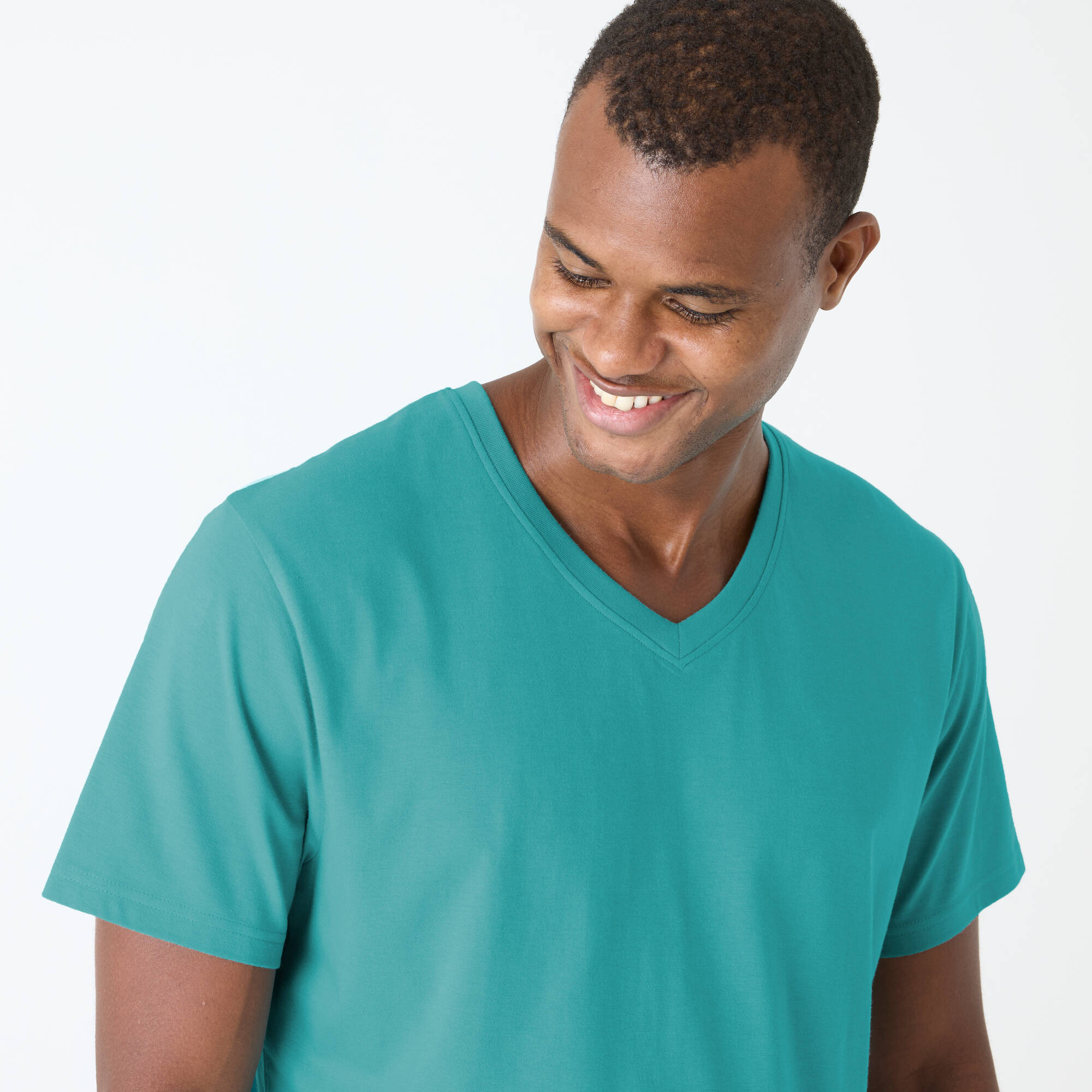 Tee-shirt col V manches courtes