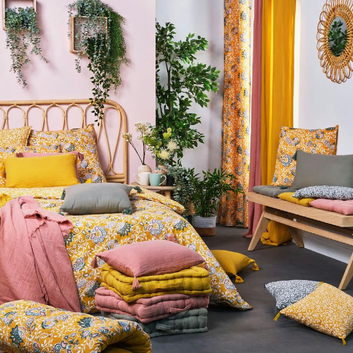 SHIVA INDIAN FLOWERS - Parure de lit floral en Coton Jaune 240x260 cm