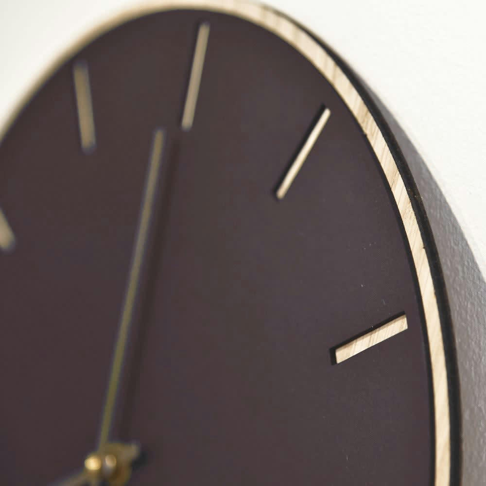- Horloge murale en linoléum rouge D28cm