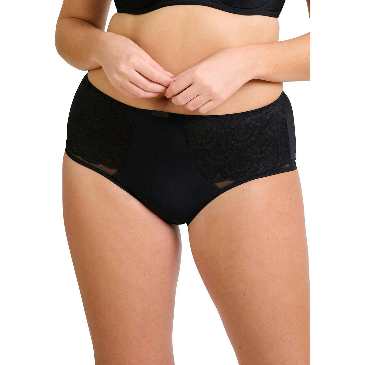 Shorty dentelle et microfibre So Feminine