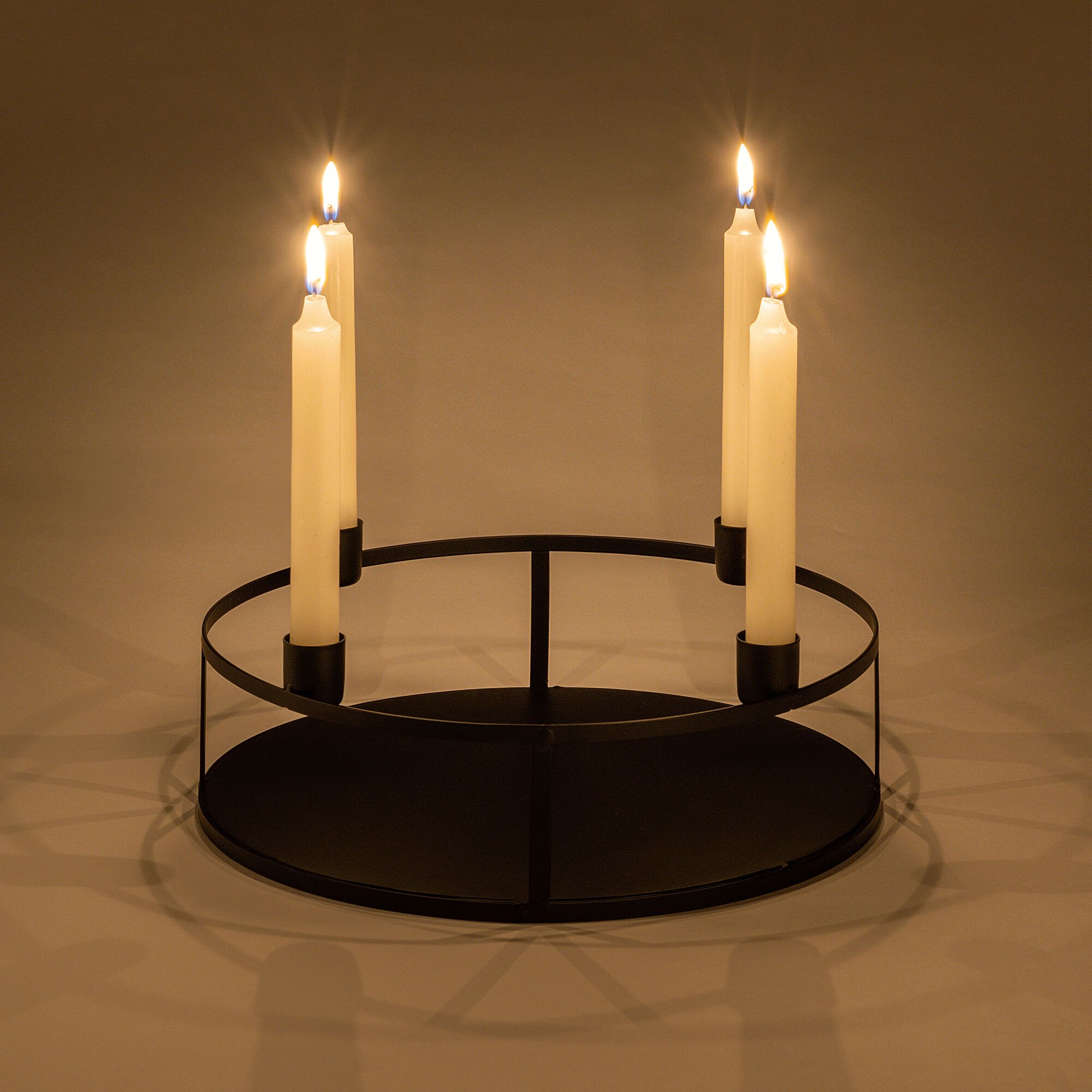 LESIA - Photophore pour 4 bougies flambeaux en métal - noir D28xH10cm