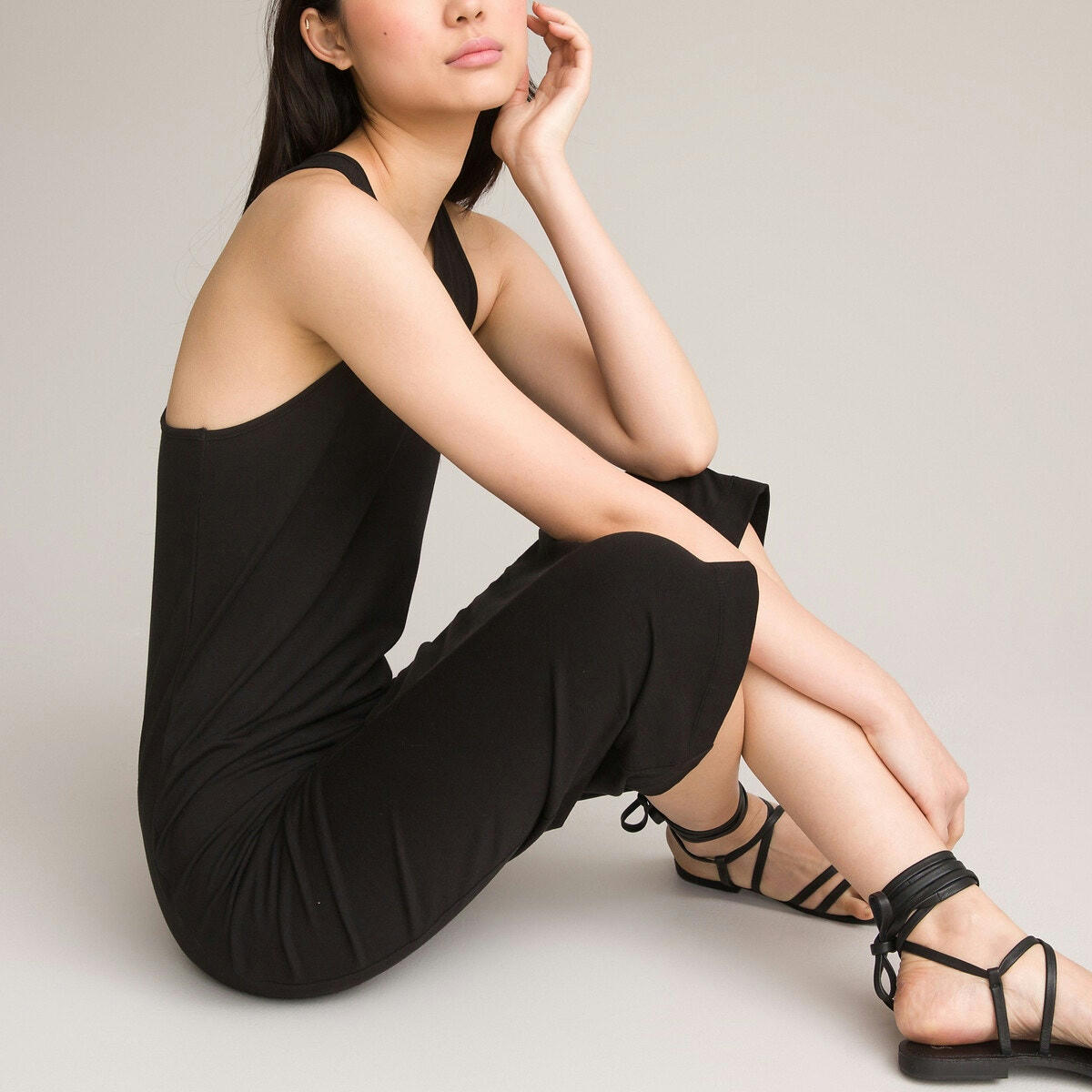 Robe tube sans manches