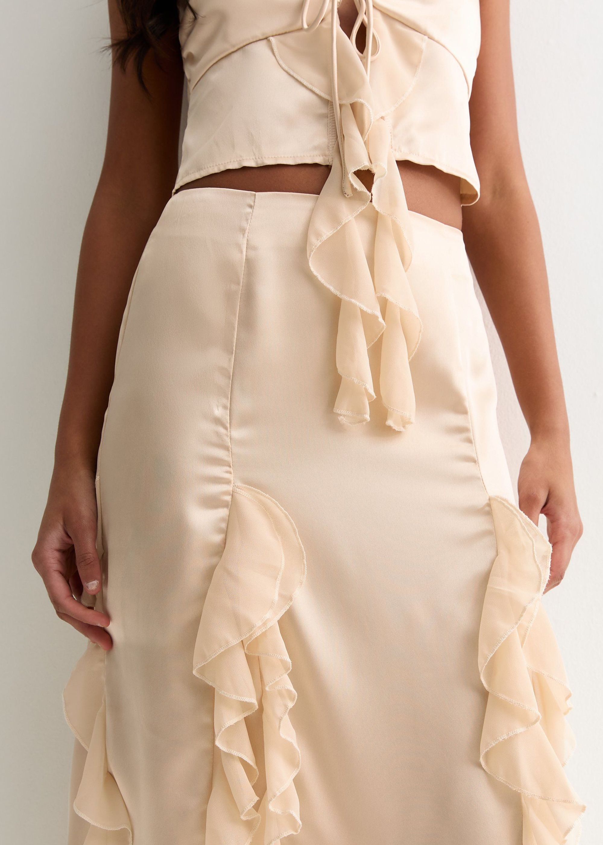 Gini London Champagne Satin Ruffle Maxi Skirt