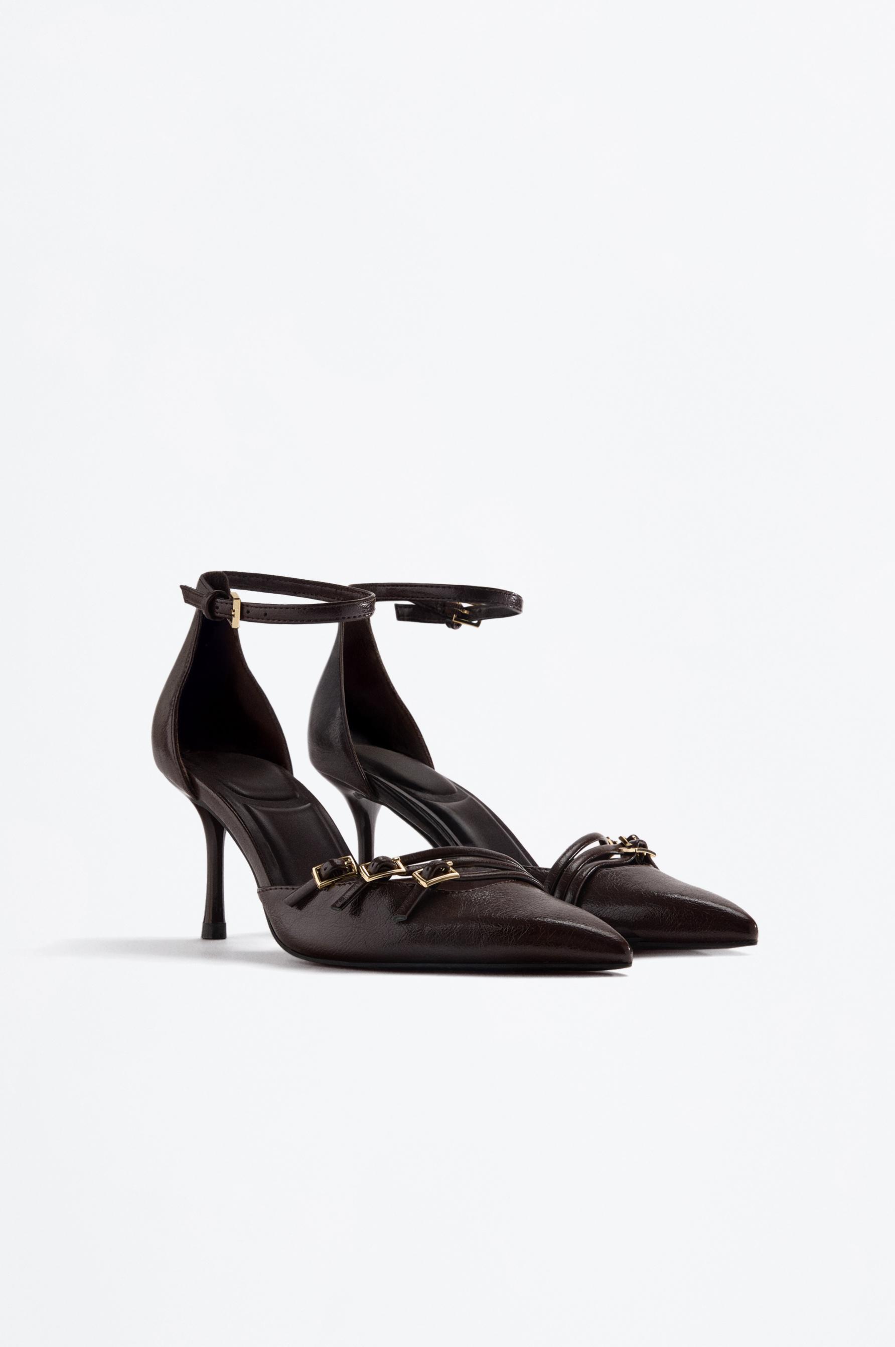 Zapato tacón pulsera