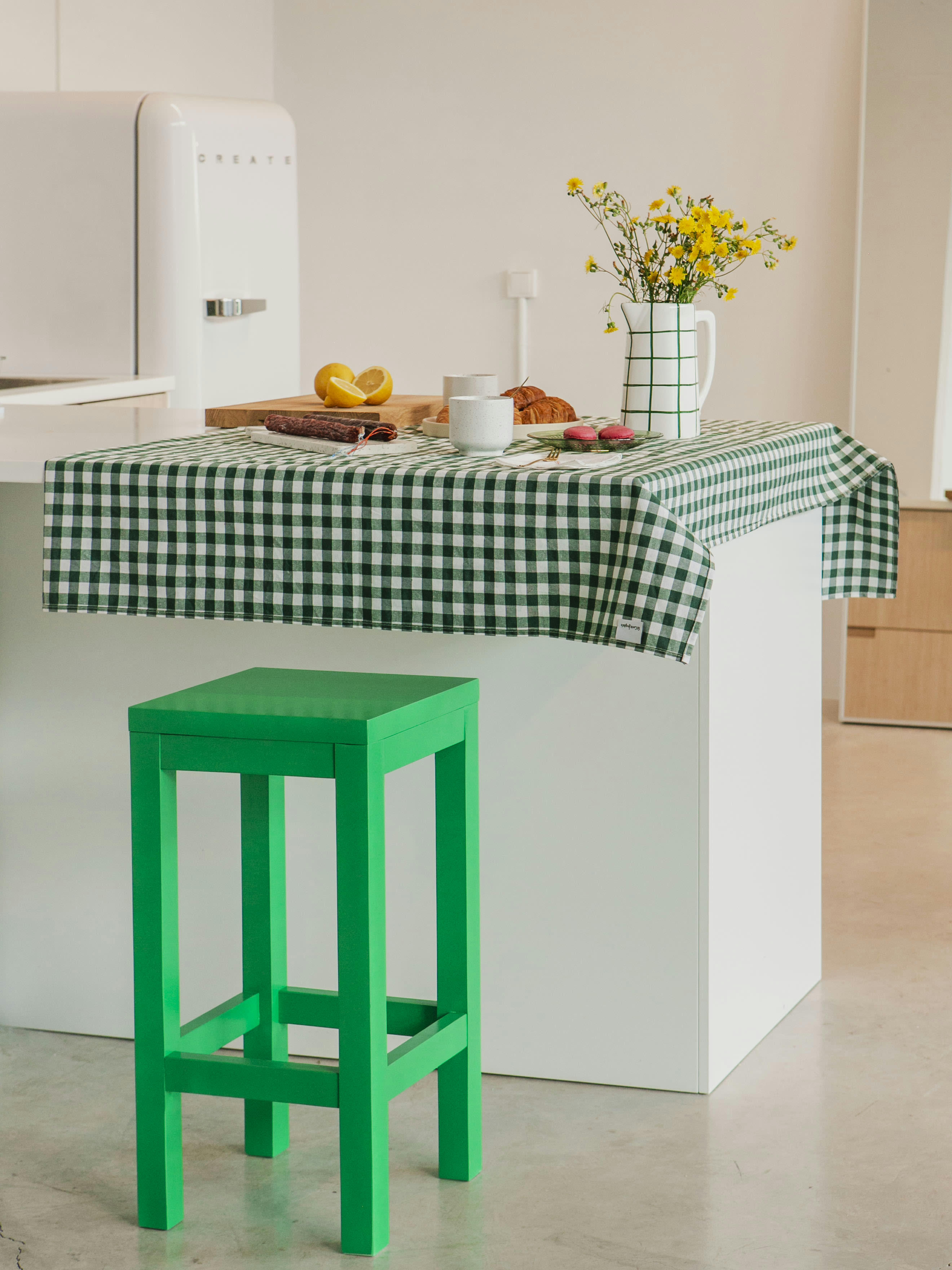 BLOCKIE-AXEL - Tabouret laqué en pin 65 cm vert émeraude