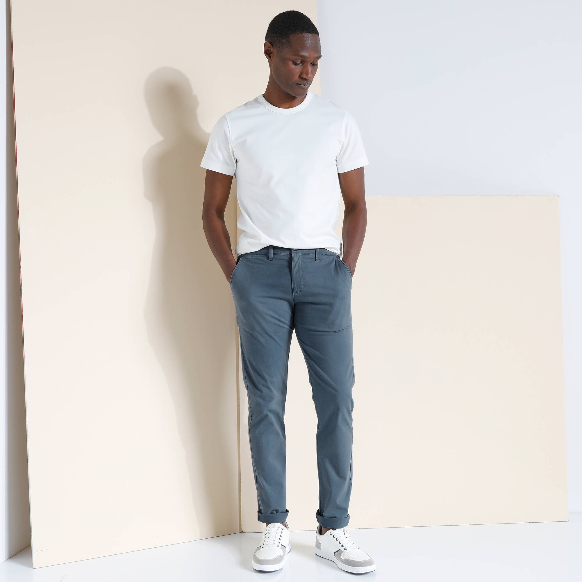 Pantalon chino toile sergé