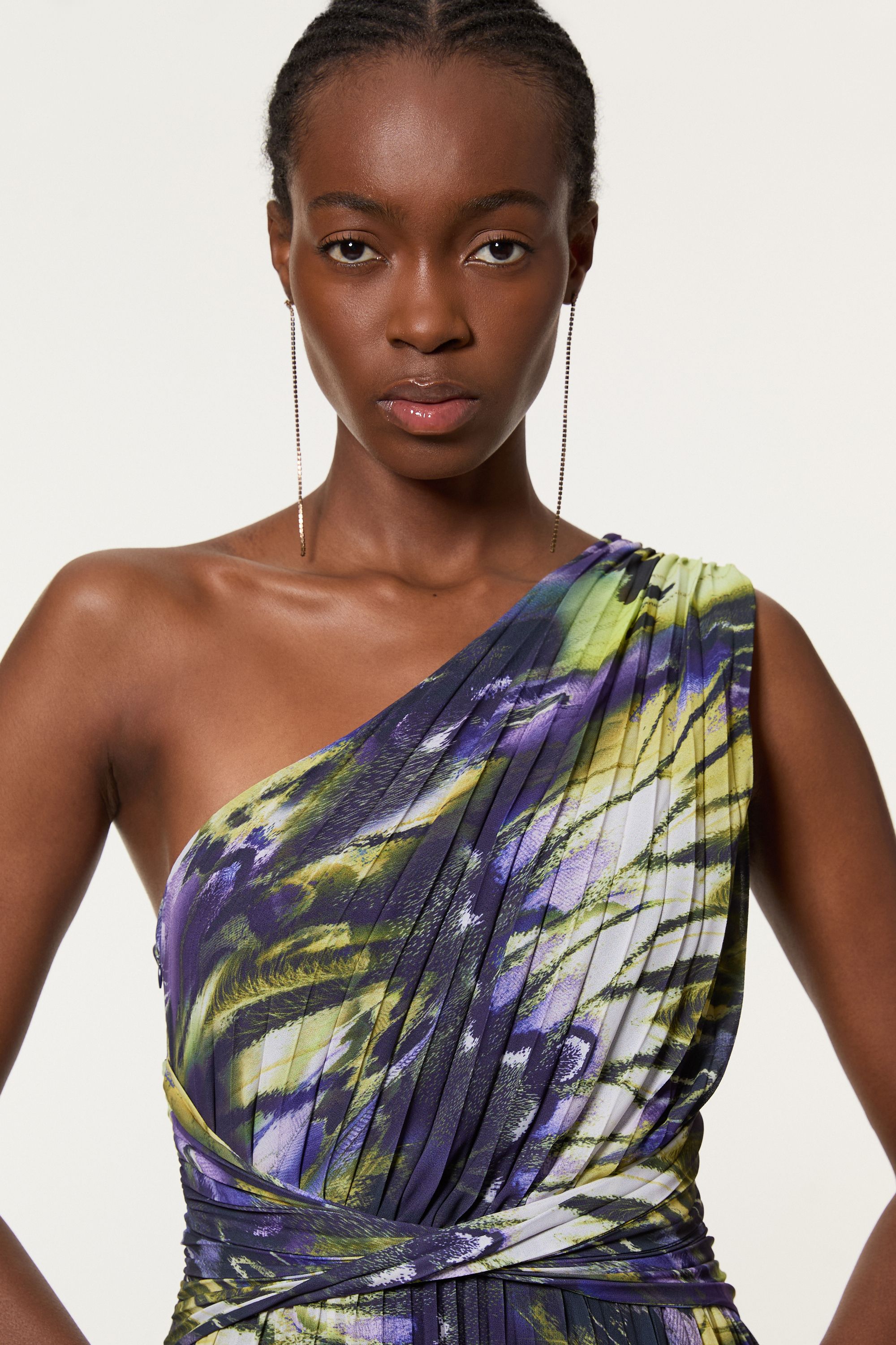 KarenMillen Petite Crinkle Feather Print Woven One Shoulder Midaxi Dress