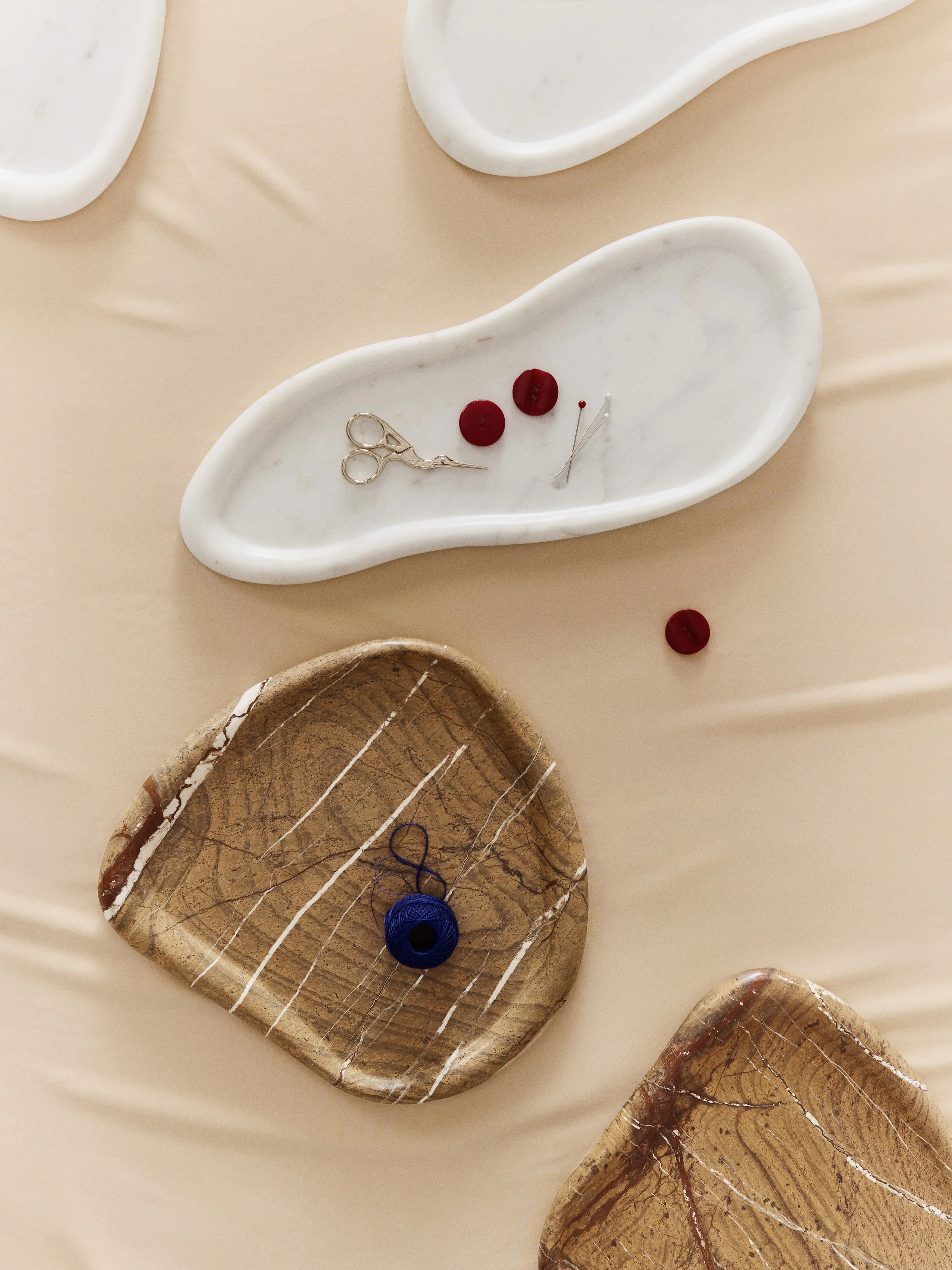 Deko-Tablett Meringue aus Marmor, B 32 cm