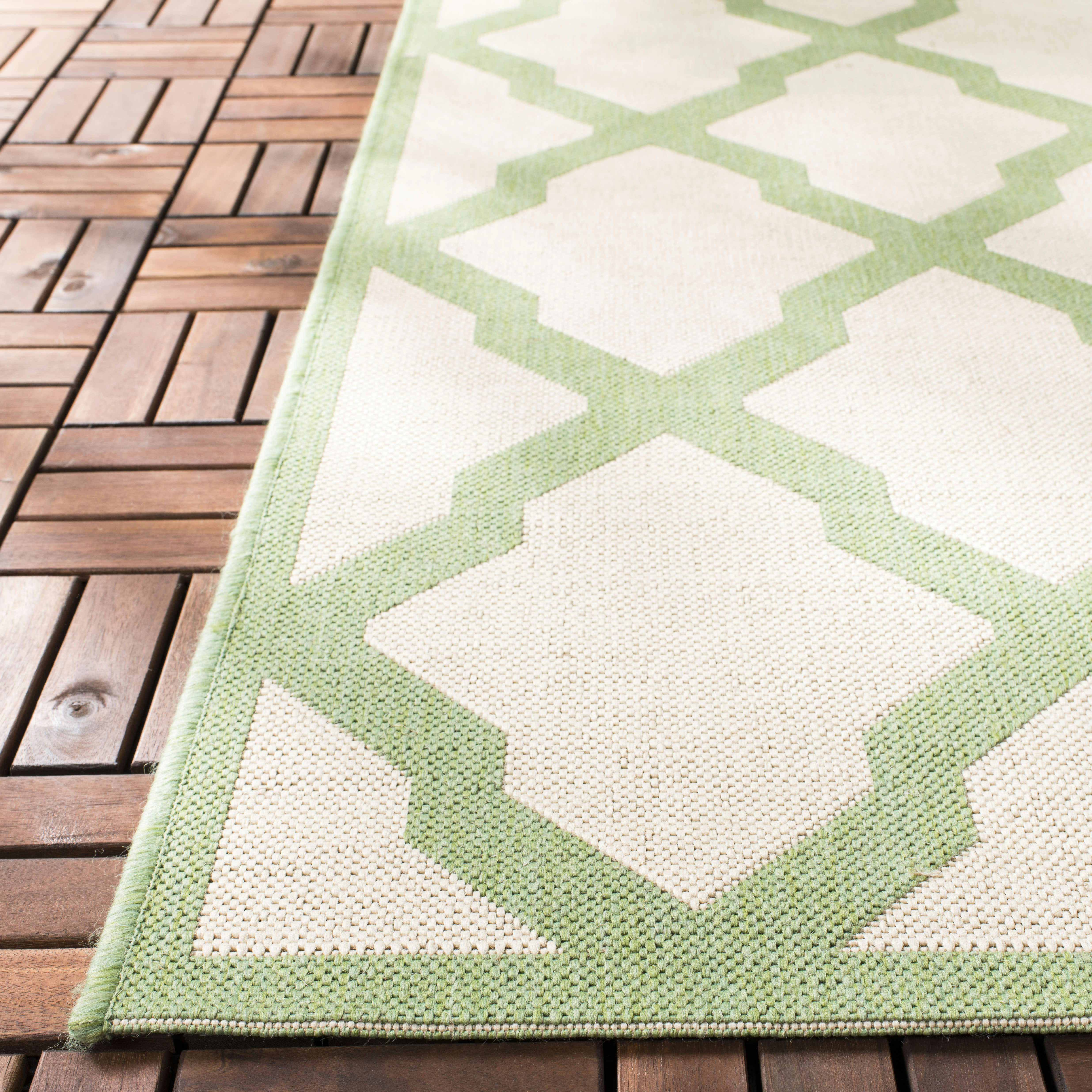 BEACHHOUSE - Tapis interieur & exterieur en crème & vert olive, 79 x 152 cm