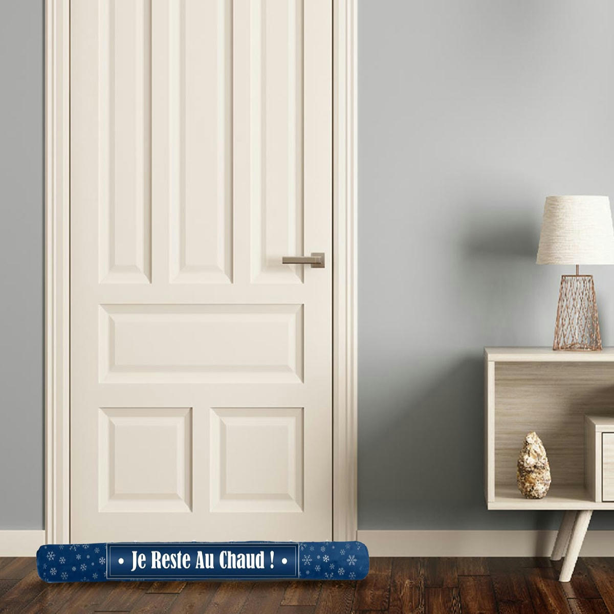 - Coussin de porte bleu