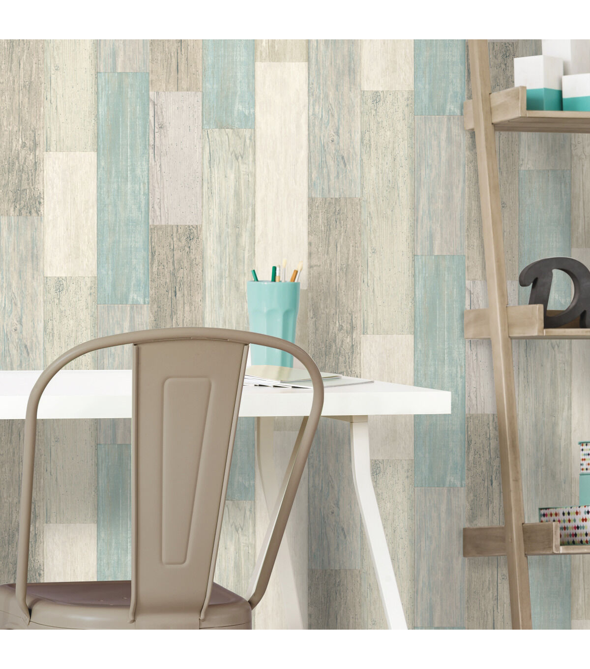 RoomMates Wallpaper Coastal Weathered Plank