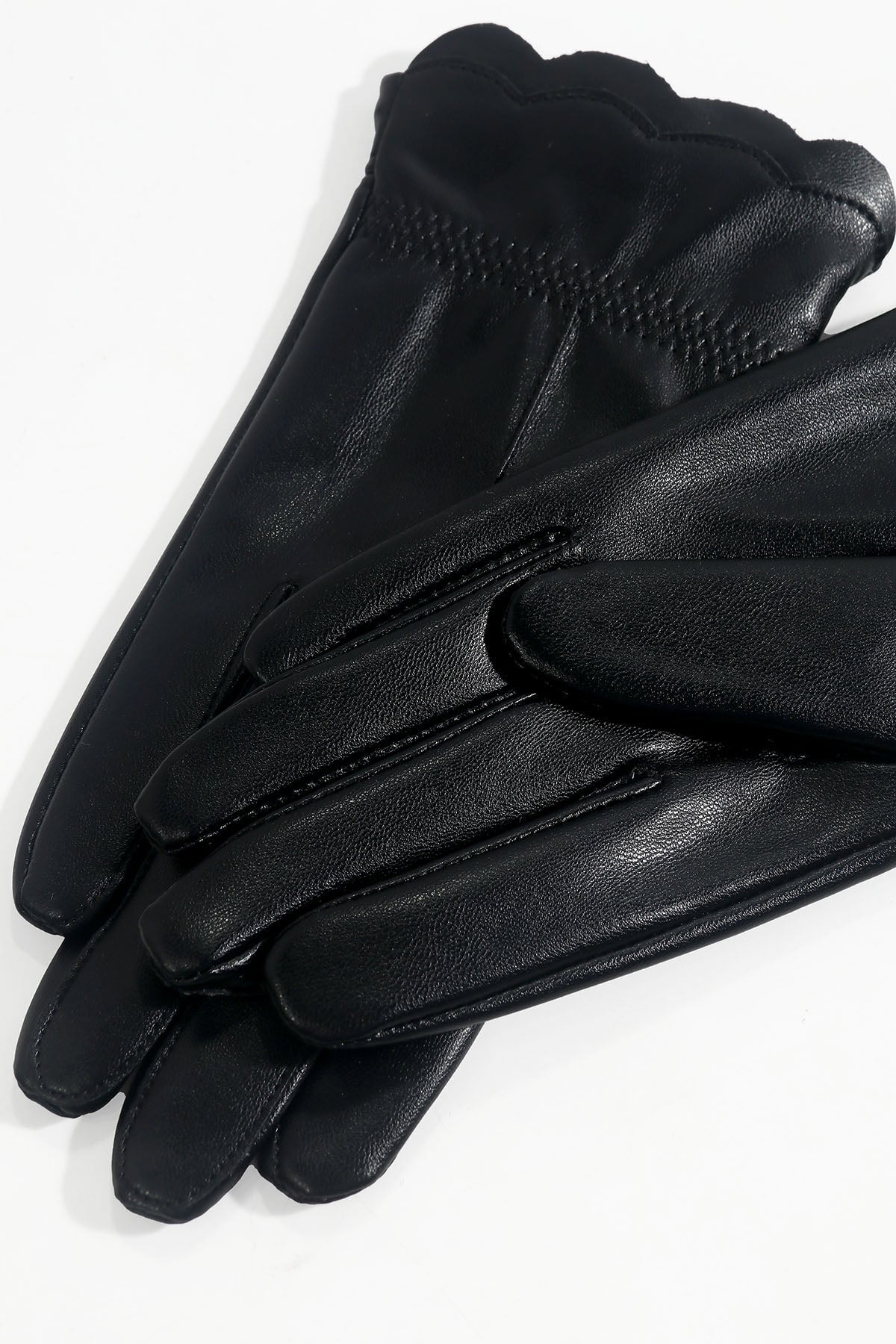 Black Faux Leather Scallop Detail Gloves