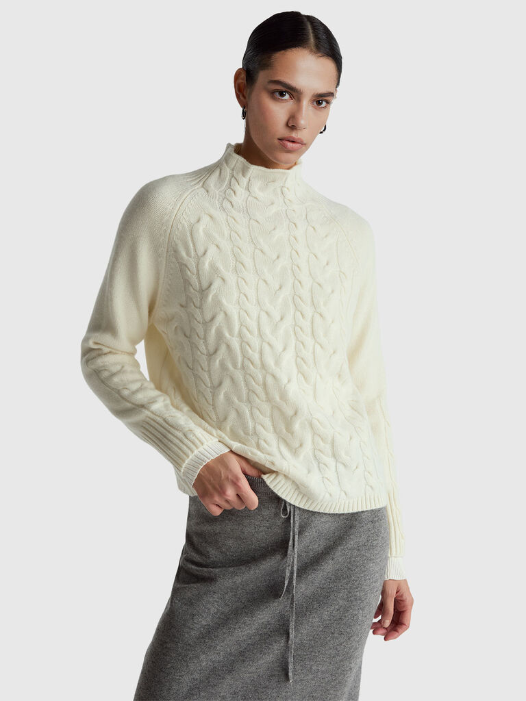Pure cashmere turtleneck sweater