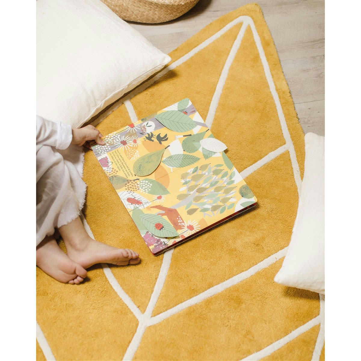 NUAGES - Tapis feuille moutarde en Coton Moutarde