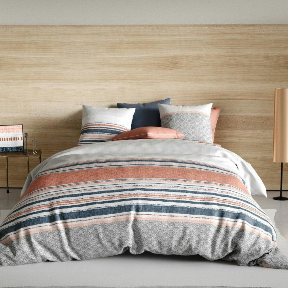 - Parure de lit 2 places coton à motif 220x240 cm