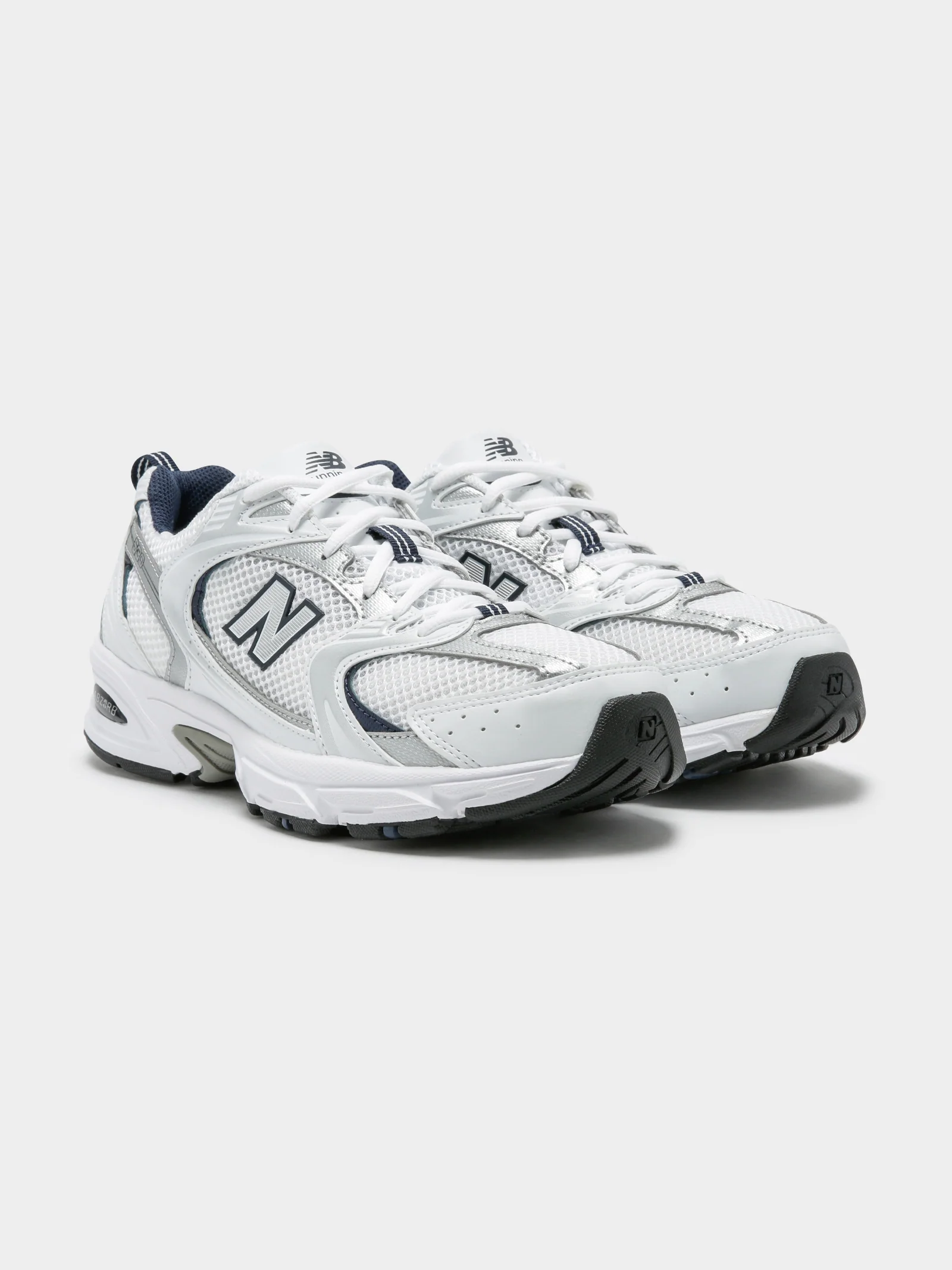 Unisex 530 Sneakers