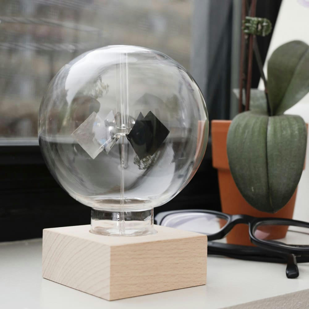 - Radiomètre solaire verre transparent