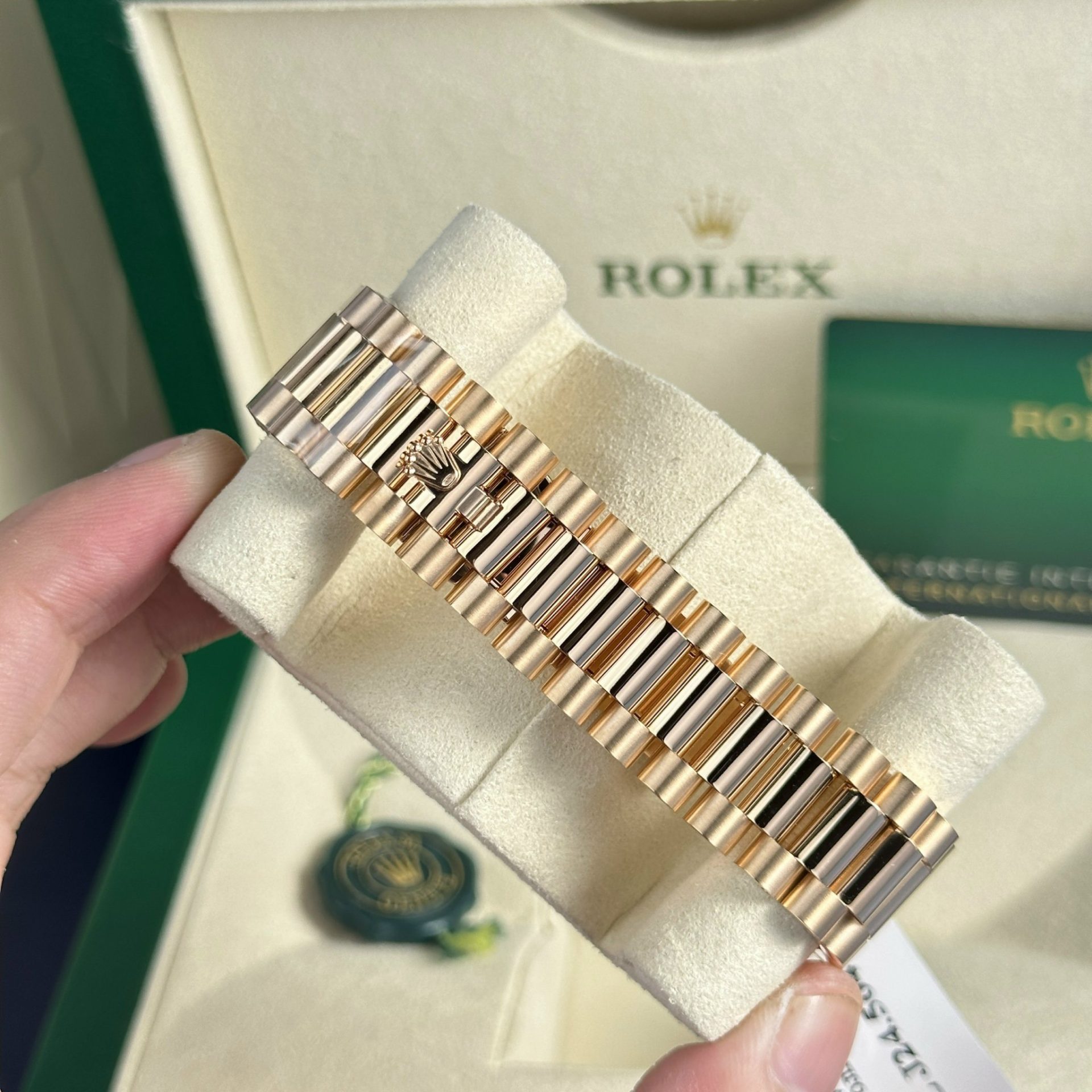 Rolex Day-Date 228235 RG Plated Eisenkiesel Dial CZ Diamonds 40mm Super Clone