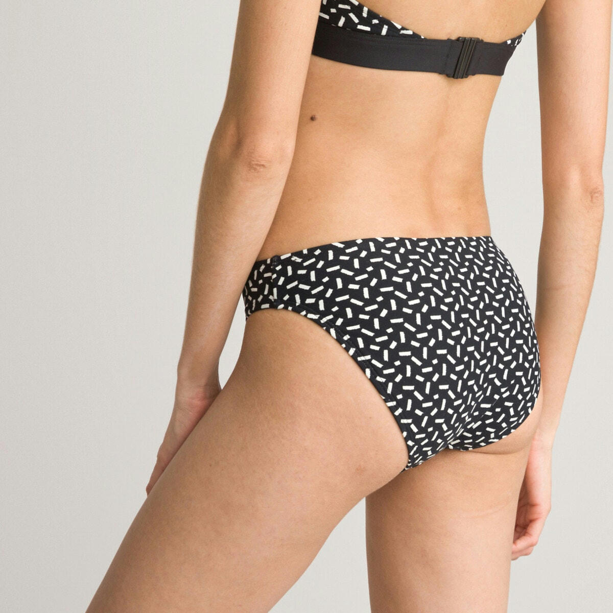 Bas de maillot de bain culotte, motif graphique