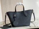 Louis Vuitton Blossom PM M21848