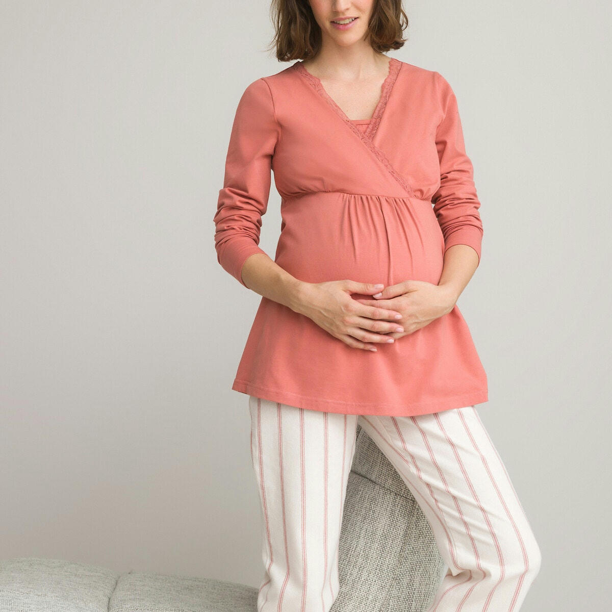 Pyjama de grossesse et allaitement