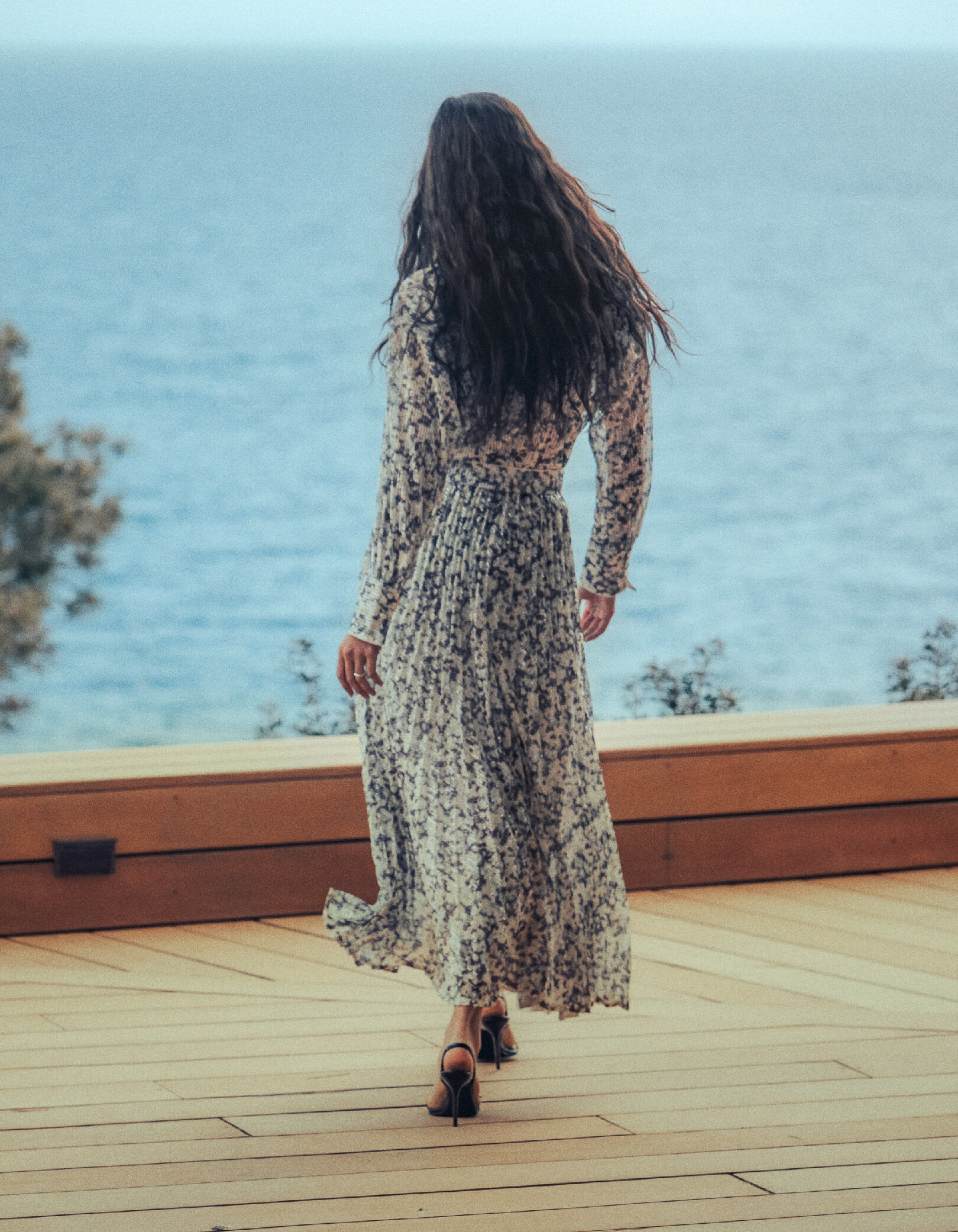 Jupe plissée verte camouflage broderies sequins Femme