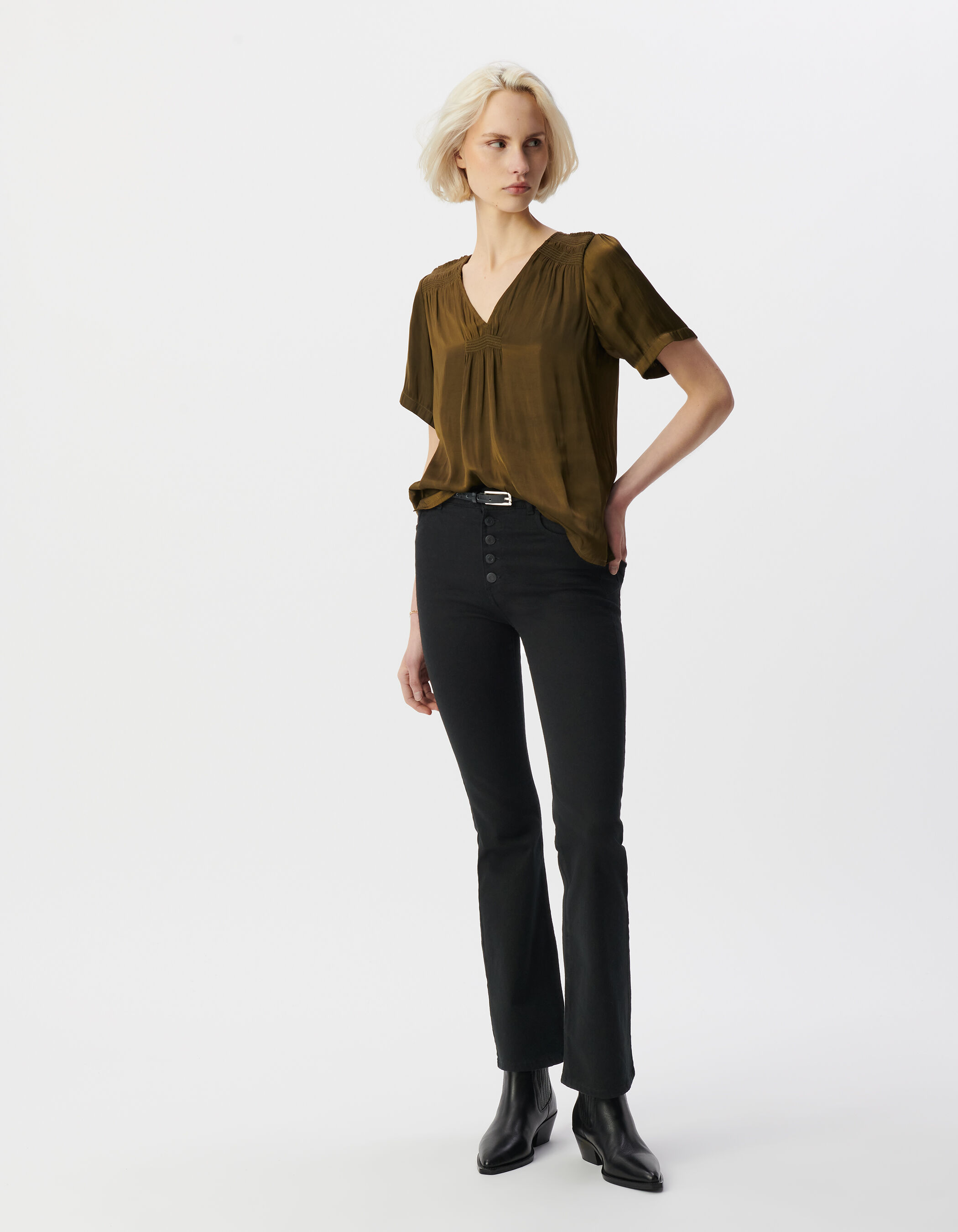 Top manches courtes kaki satiné détails smocks Femme