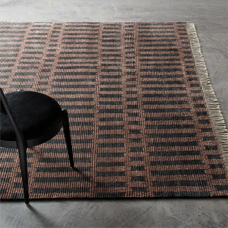 Hand Knotted Wool Rug: Black & Brown Geometric Flatweave