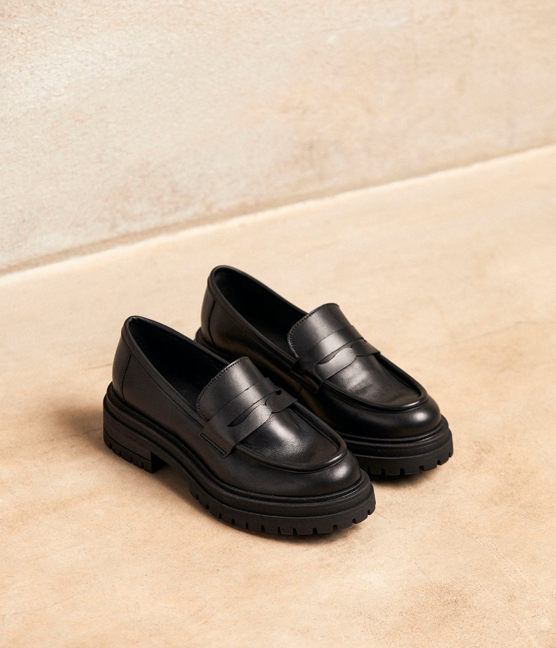 Mocassins crantés noirs Angelika