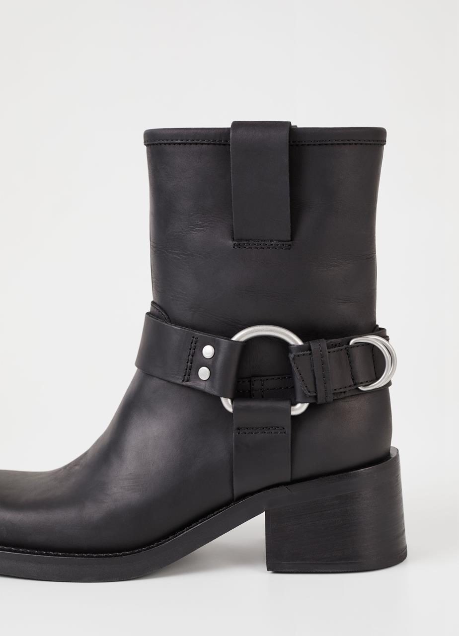 Nour Boots